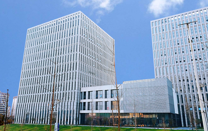 济南赢泰园林景观工程有限公司解读园林绿化工程施工及验收规范新要求